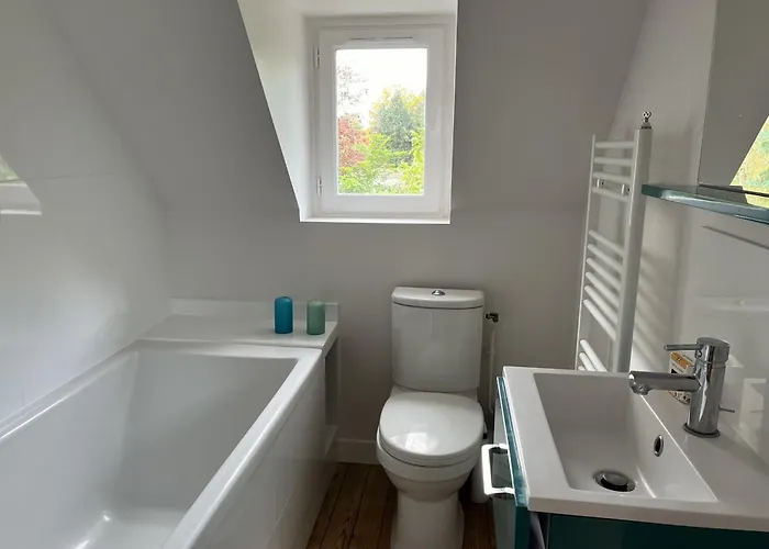 Holiday home Six Hetres *